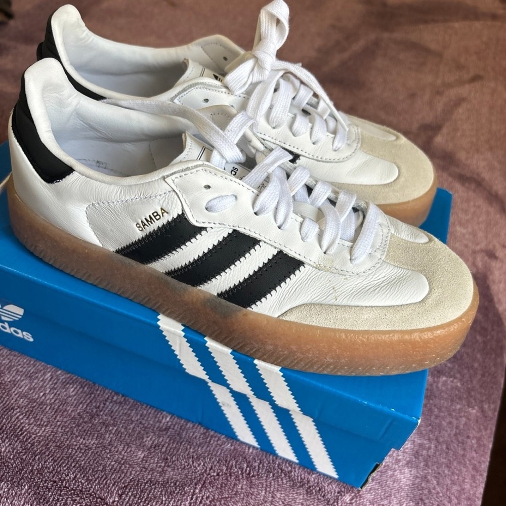 adidas Samba Sneakers in White with Black Stripes and Gum Outsole